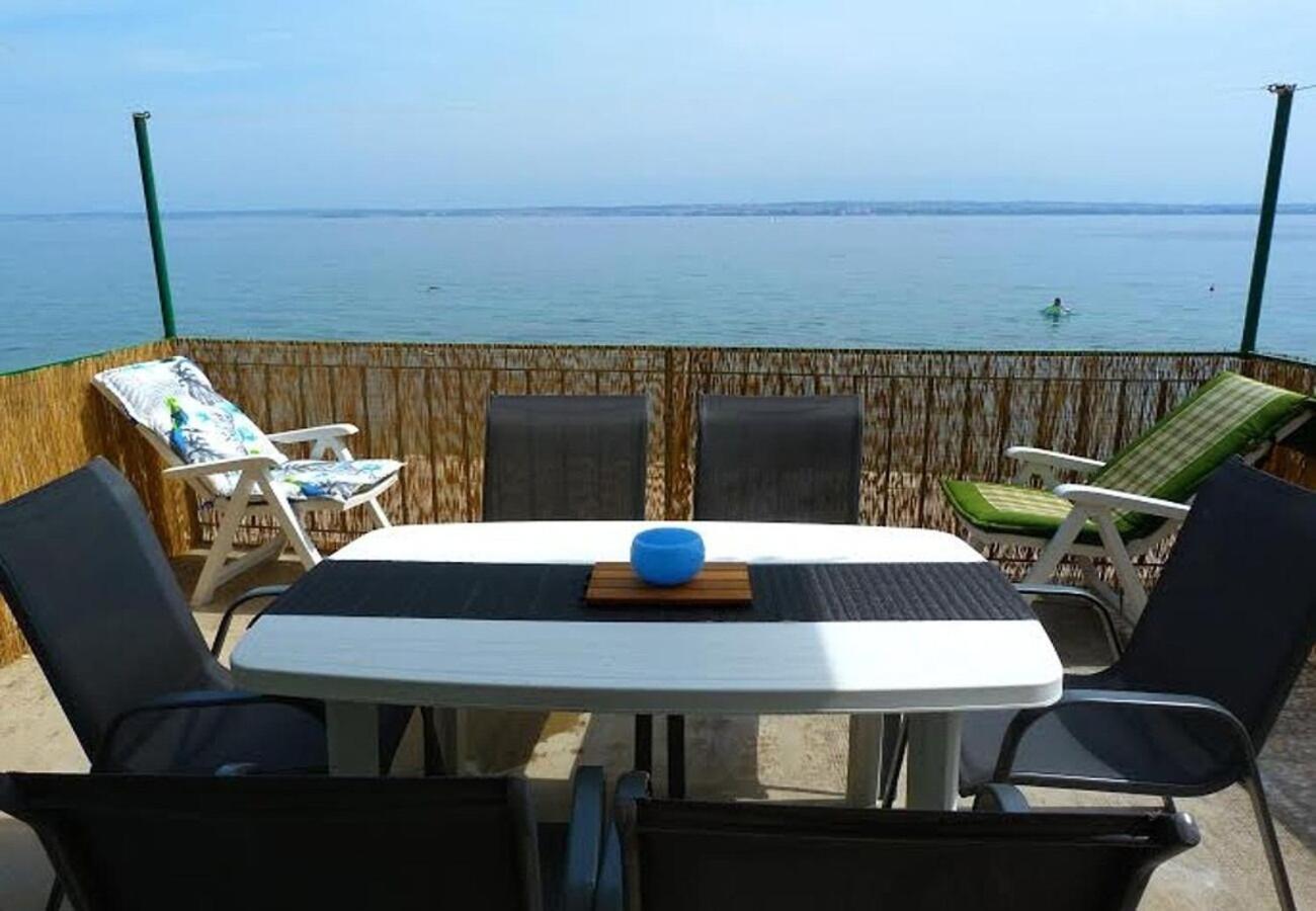 Holiday Home Villa Jadran - 10 M From Beach Preko Eksteriør bilde