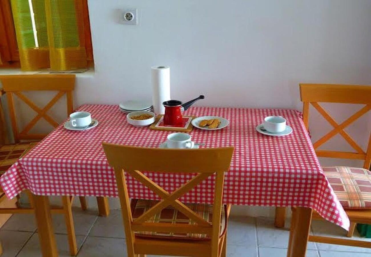 Holiday Home Villa Jadran - 10 M From Beach Preko Eksteriør bilde